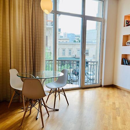 Four Seasons Apartment By Baku Housing מראה חיצוני תמונה