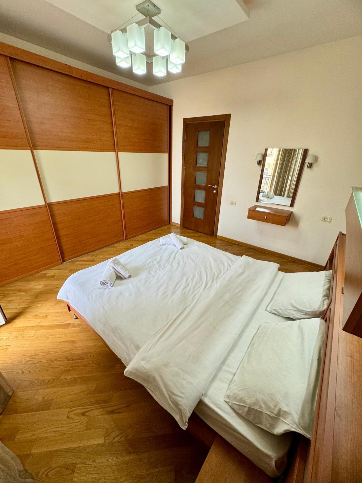 Four Seasons Apartment By Baku Housing מראה חיצוני תמונה