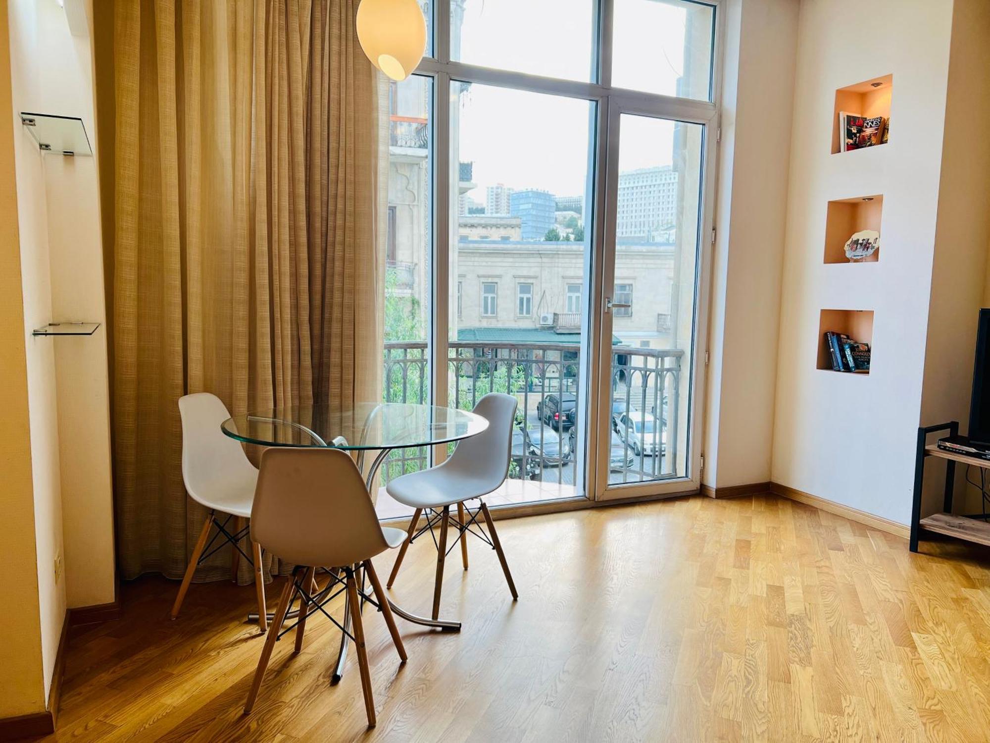 Four Seasons Apartment By Baku Housing מראה חיצוני תמונה